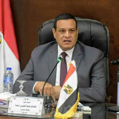 اللواء هشام آمنة محافظ البحيرة