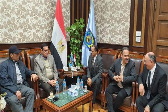 محافظ البحيرة يقدم التهنئة لرئيس جامعة دمنهور