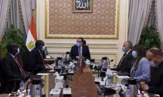 مدبولى: مصر مستعدة لإقامة مشروعات استثمارية فى جنوب السودان 