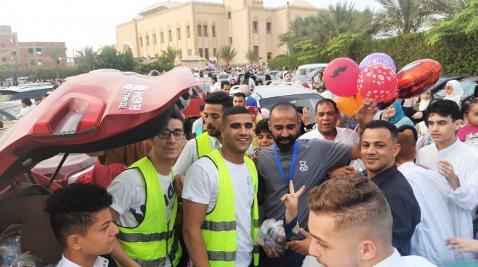 أهلا بالعيد .. مستقبل وطن الشروق يوزع هدايا على الأطفال عقب صلاة عيد الأضحى