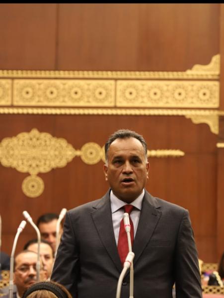 النائب عيسى الشريف