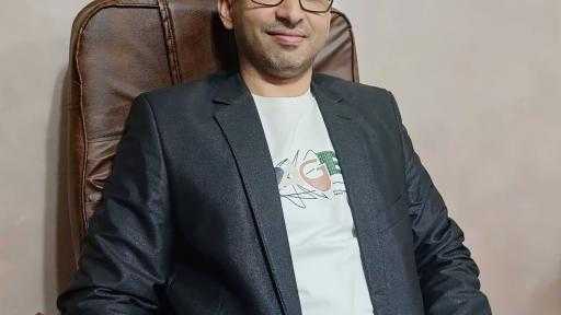 عبدالسلام جسار الخبير العقاري يكشف عن شروط شراء الأراضي السكنية