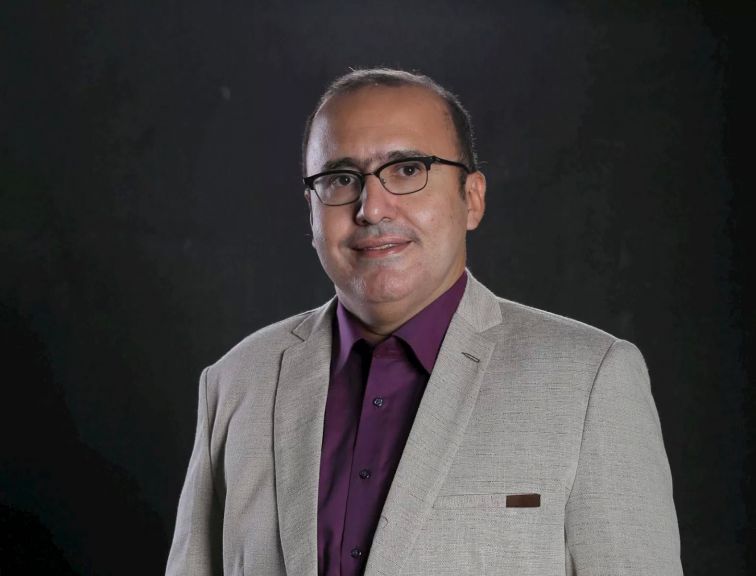 الدكتور وليد الدالي، أستاذ جراحات الأوعية الدموية