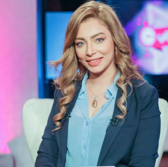 الإعلامية أنجل جمال