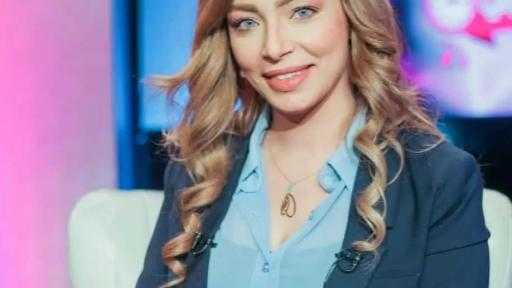 الإعلامية أنجل جمال تستعد لتقديم برنامجها العقاري الاقتصادي الجديد “أرض صلبة” على قناة “الشمس اليوم”