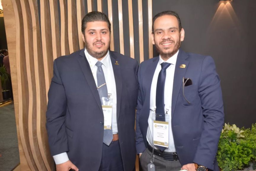 عمرو فتحي و مصطفي حسني بمستودع طنطا وسط العاملين