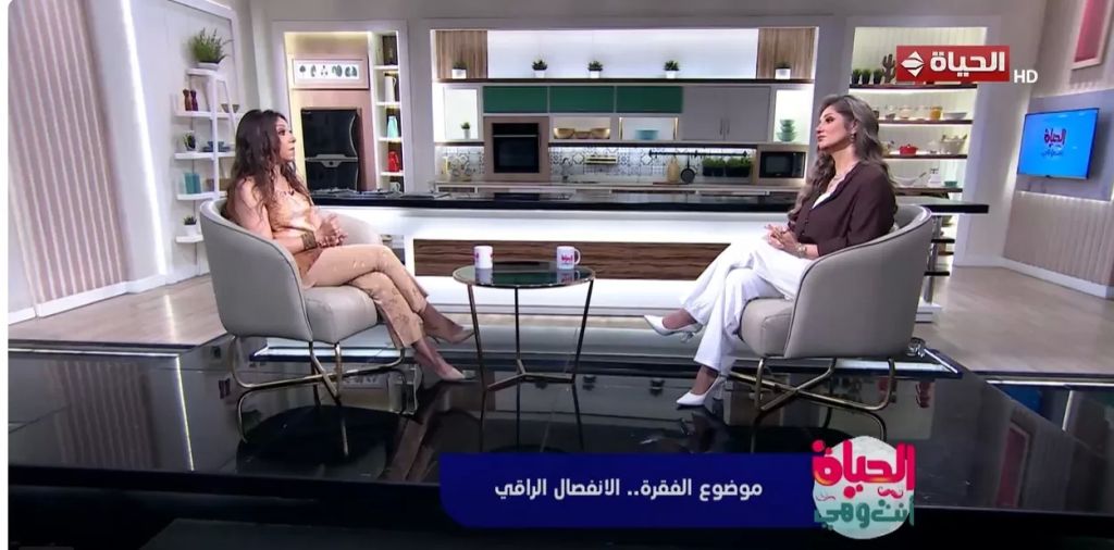  الكاتبة حنان مفيد فوزي