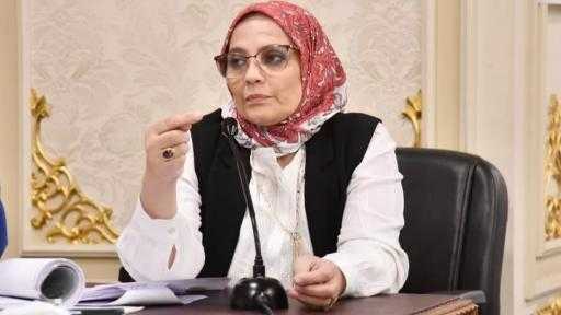 نجلاء العسيلي: انسحاب الوفود رسالة قوية تكشف عزلة الكيان الصهيوني دوليًا