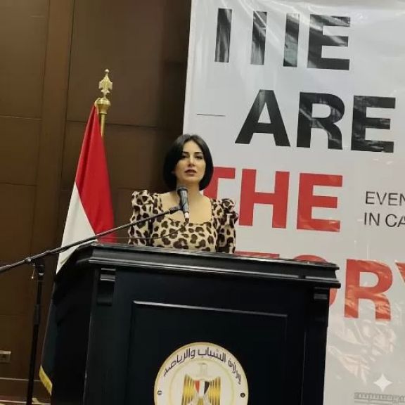 الكاتبة والمحررة الإعلامية الدكتورة دينا المصري