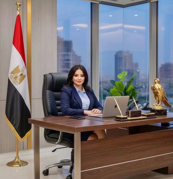 الكاتبة والمحررة الإعلامية الدكتورة دينا المصري 