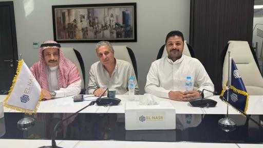 أشرف العيادي يوقع بروتوكول تعاون مع الدولية للاستثمار العقاري