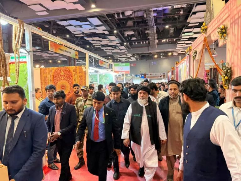 وزير الصناعة الافغاني بالهند