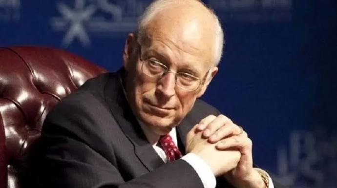 بدء مراسم تشييع جنازة ديك تشيني الشخصية الأخطر في الغزو الأمريكي للعراق