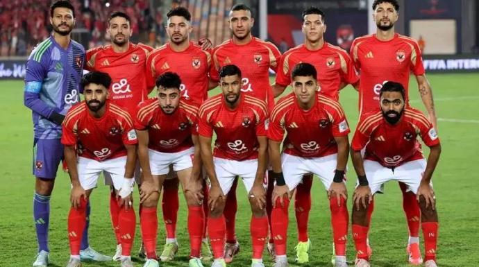 الأهلي يكشف سبب غياب الثنائي عبدالقادر وشكري أمام شبيبة القبائل