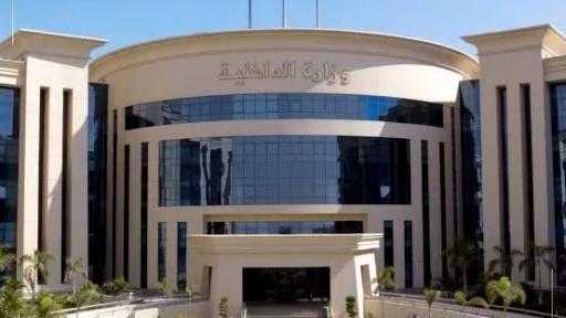 «الداخلية» تتصدى لمحاولة مرشح برلماني وأنصاره إثارة الفوضى بمركز شرطة فارسكور