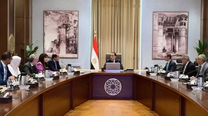 مدبولي يراجع خطة تحديث الجمارك وخفض زمن الإفراج إلى يومين قبل نهاية 2025