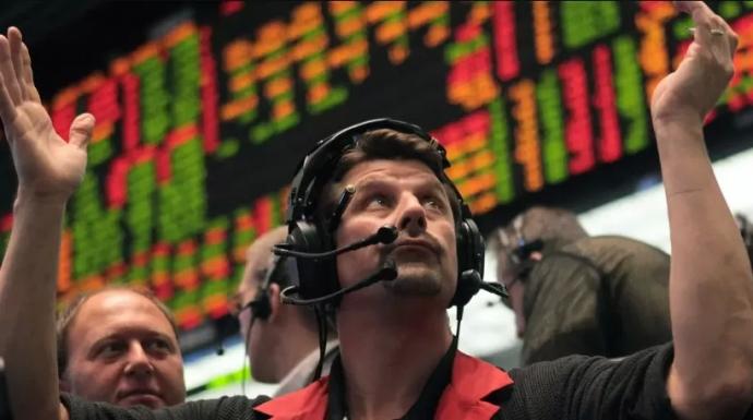 عطل مفاجئ في بورصة شيكاغو التجارية يُربك الأسواق العالمية ويوقف التداول على عقود رئيسية