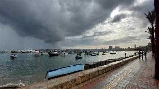 طقس الإسكندرية غدًا.. خريفي مائل للبرودة مع أمطار خفيفة