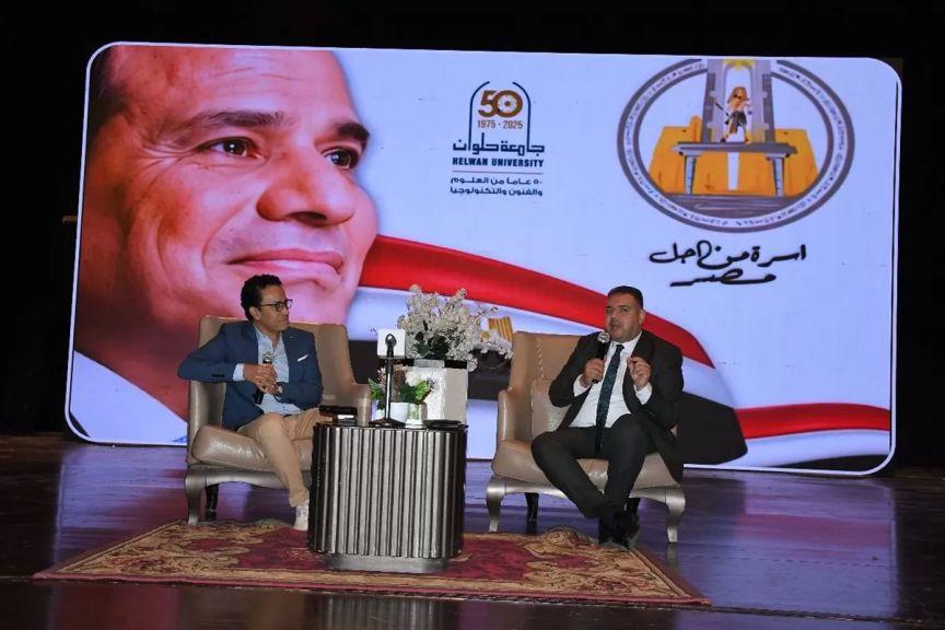 الفنان سامح حسين