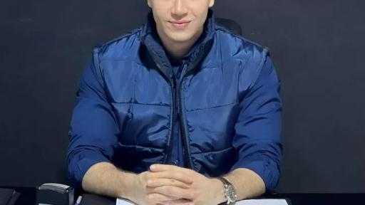 تساؤلات حول عدم رد الطبيب الشاب محمد المغربي على الجدل المثار حول صورته