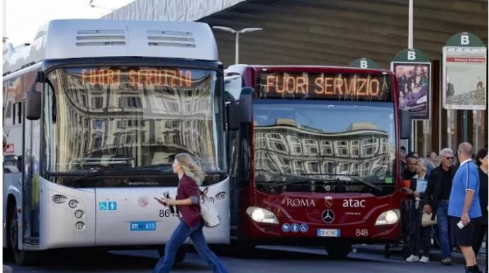 شركة النقل العام تدفع تعويضات للركاب بسبب ضعف الخدمة في روما