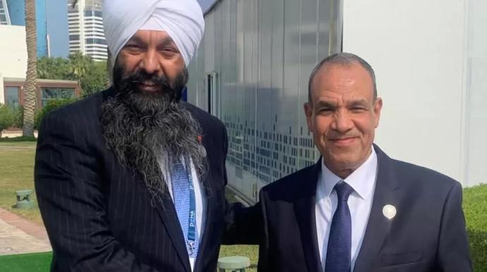 وزير الخارجية يلتقي وزير الدولة الكندي للتنمية الدولية على هامش منتدى الدوحة