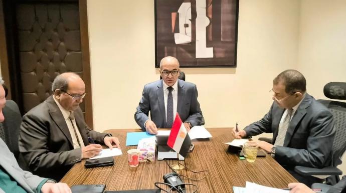 نائب وزير الإسكان يناقش احتياجات شركات مياه الشرب والصرف الصحي