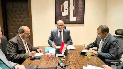 نائب وزير الإسكان يناقش احتياجات شركات مياه الشرب والصرف الصحي