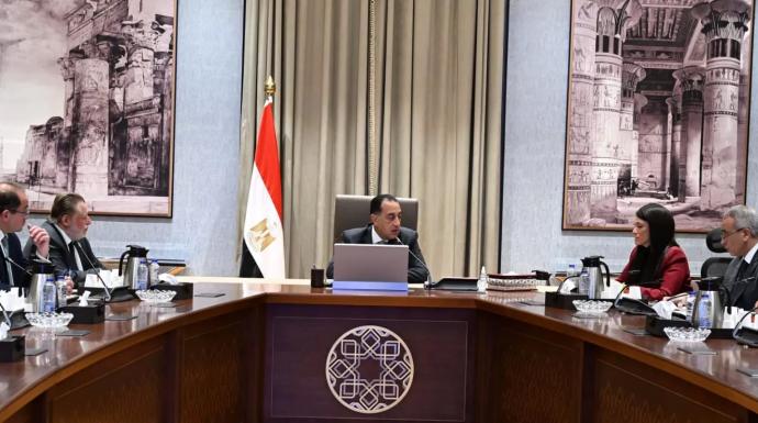 مدبولي: خفض الدين العام وتخفيف أعباء خدمته أولوية قصوى