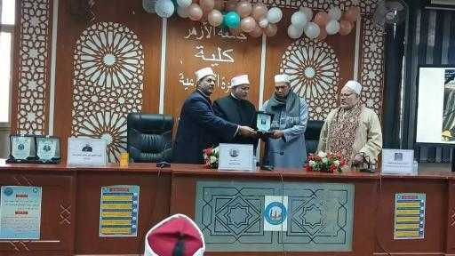 كلية الدعوة الإسلامية تحتفل بيوم اللغة العربية