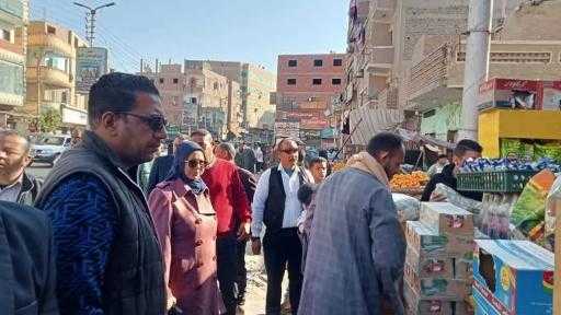 المنيا : المحافظ يتابع حملات الاشغالات بمراكز المحافظة