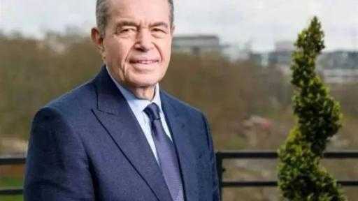 الملياردير محمد منصور ينقل مقر إقامته من بريطانيا إلى مصر