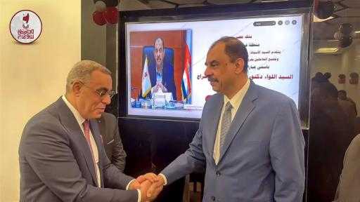 محافظ سوهاج يفتتح فرعا جديدا لبنك مصر في جرجا