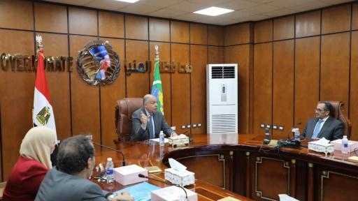 محافظ المنيا يؤكد أولوية الخدمات الحيوية ويوجه بسرعة إنهاء مشروعات الصرف الصحى بمبادرة «حياة كريمة»