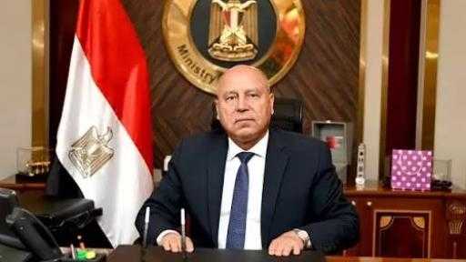 النقل تعلن اتخاذ الإجراءات القانونية ضد حسابات مزيفة تحمل اسم الفريق  كامل الوزير