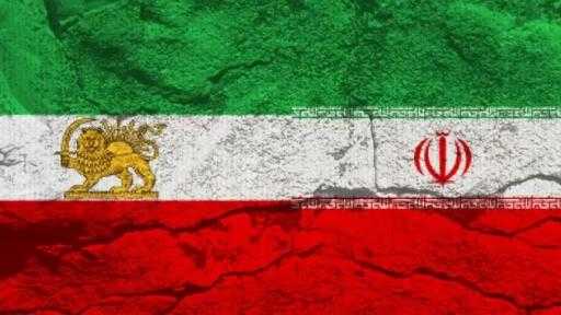 تغيير العلم الإيراني على مكتبة الإيموجي بـ«إكس» هل ينبئ بسقوط النظام مع موجة الاحتجاجات