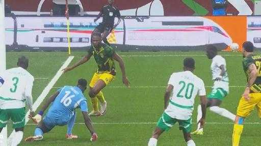 السنغال تعبر مالي بشق الأنفس وتضرب موعدًا مع الفائز من مصر وكوت ديفوار