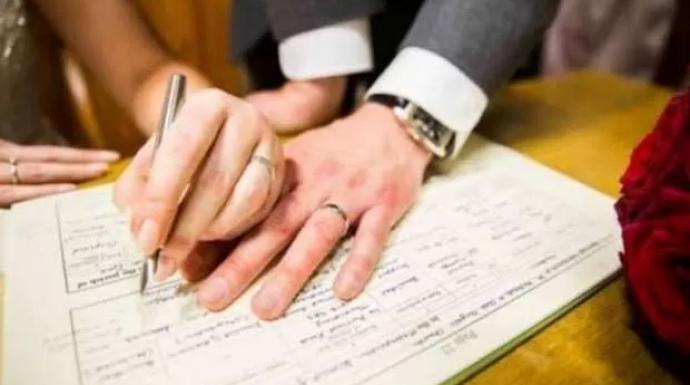 سابقة قضائية.. ”الاستئناف” تعتبر المنقولات الزوجية مُقدمًا للصداق