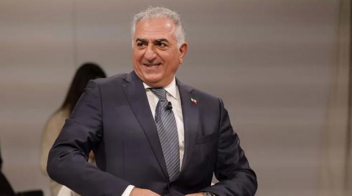 رضا بهلوي: إيران ما بعد الجمهورية الإسلامية ستوقف برنامجها النووي وتطبع العلاقات مع واشنطن وتعترف بإسرائيل