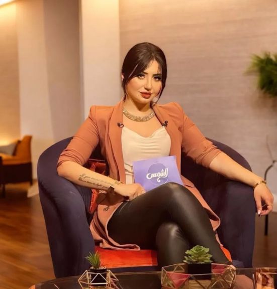 الكاتبة والمحررة الإعلامية الدكتورة دينا المصري 