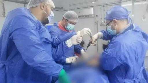 ”مستشفي طوارئ الشيخ فضل” تدخل عصر جراحات المناظير.. نجاح أولي عمليتي استئصال مرارة بالمنظار بنظام التدخل المحدود