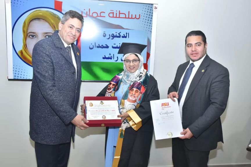 الدكتورة زكية الفارسية