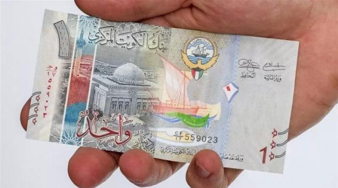 الدينار الكويتي يحافظ على صدارته.. أسعار الصرف في مصر اليوم السبت 24 يناير