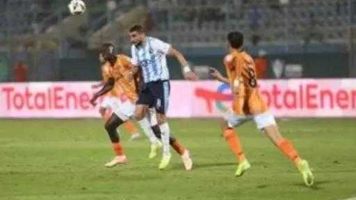 التعادل السلبى يسيطر على الشوط الأول بين بيراميدز ونهضة بركان