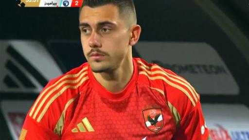 إعارة إلى أوبست مع بند شراء.. جراديشار يودّع الأهلى مؤقتًا