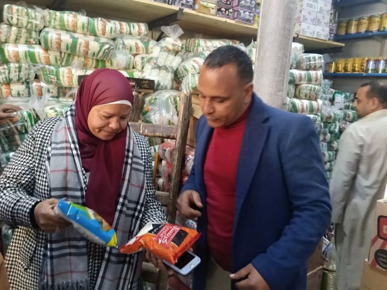 إكرام محمود رئيس مركز ومدينة بنى مزار 