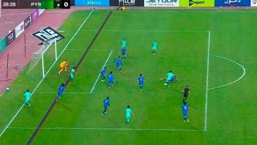 إثارة مبكرة ورد سريع.. التعادل يحسم الشوط الأول بين سموحة وبيراميدز