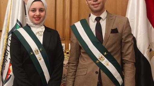 المستشار كارم محمد سعد يهنيء المستشارة أيه احمد  بمناسبة حلف اليمين القانونية