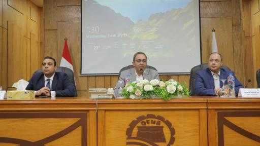 رئيس هيئة تنمية الصعيد يلتقي محافظ قنا لبحث سبل التعاون وتوقيع بروتوكلات تعاون مشتركة