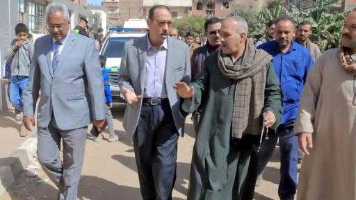 محافظ سوهاج يقود جولة ميدانية مفاجئة بالمنشاة ويُحيل عددًا من المسئولين للتحقيق ”راشد”: لا مكان للمقصرين.